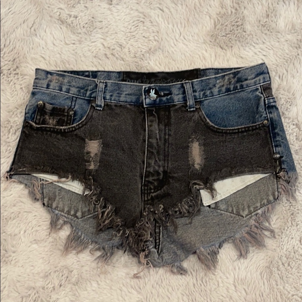 One teaspoon shorts